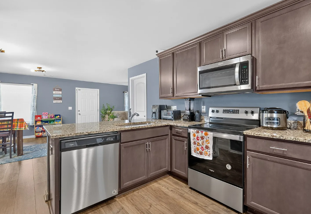 Property thumbnail image